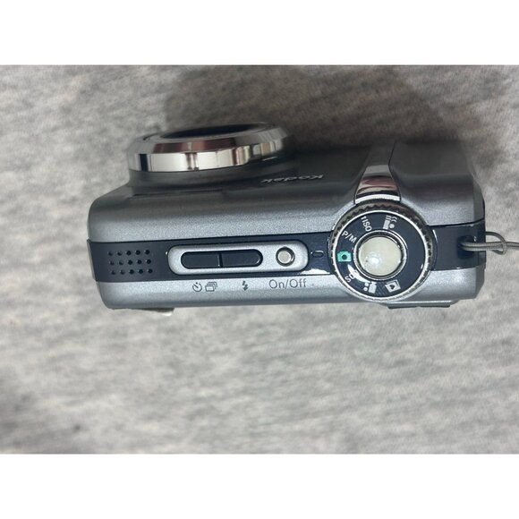 Kodak EasyShare Z1275 12.1 Mp Digital Camera - Dark Gray - Picture 5 of 9